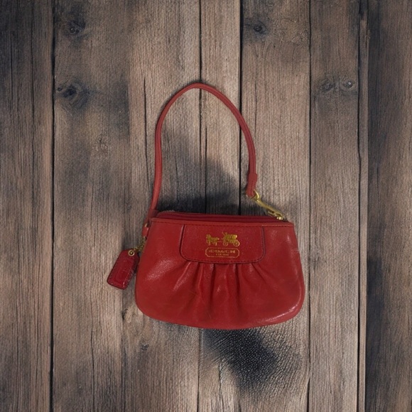 Coach wristlet - Picture 1 of 3